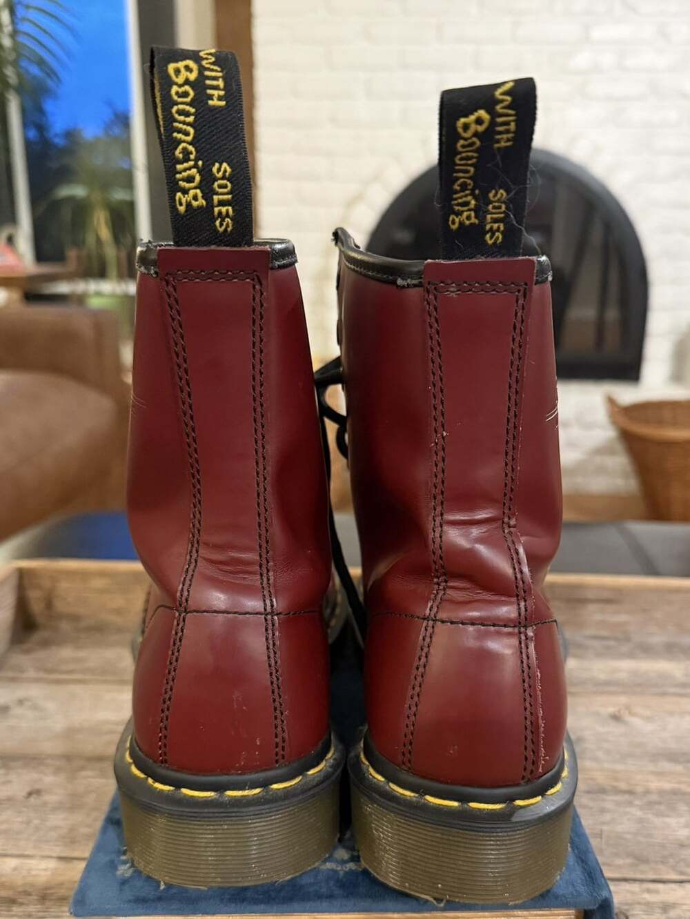 Dr. Martens 1460 Women’s Size 9 Cherry Red Burgundy Leather 8-Eye Boots - Picture 5 of 14